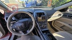 لینکۆڵن MKZ